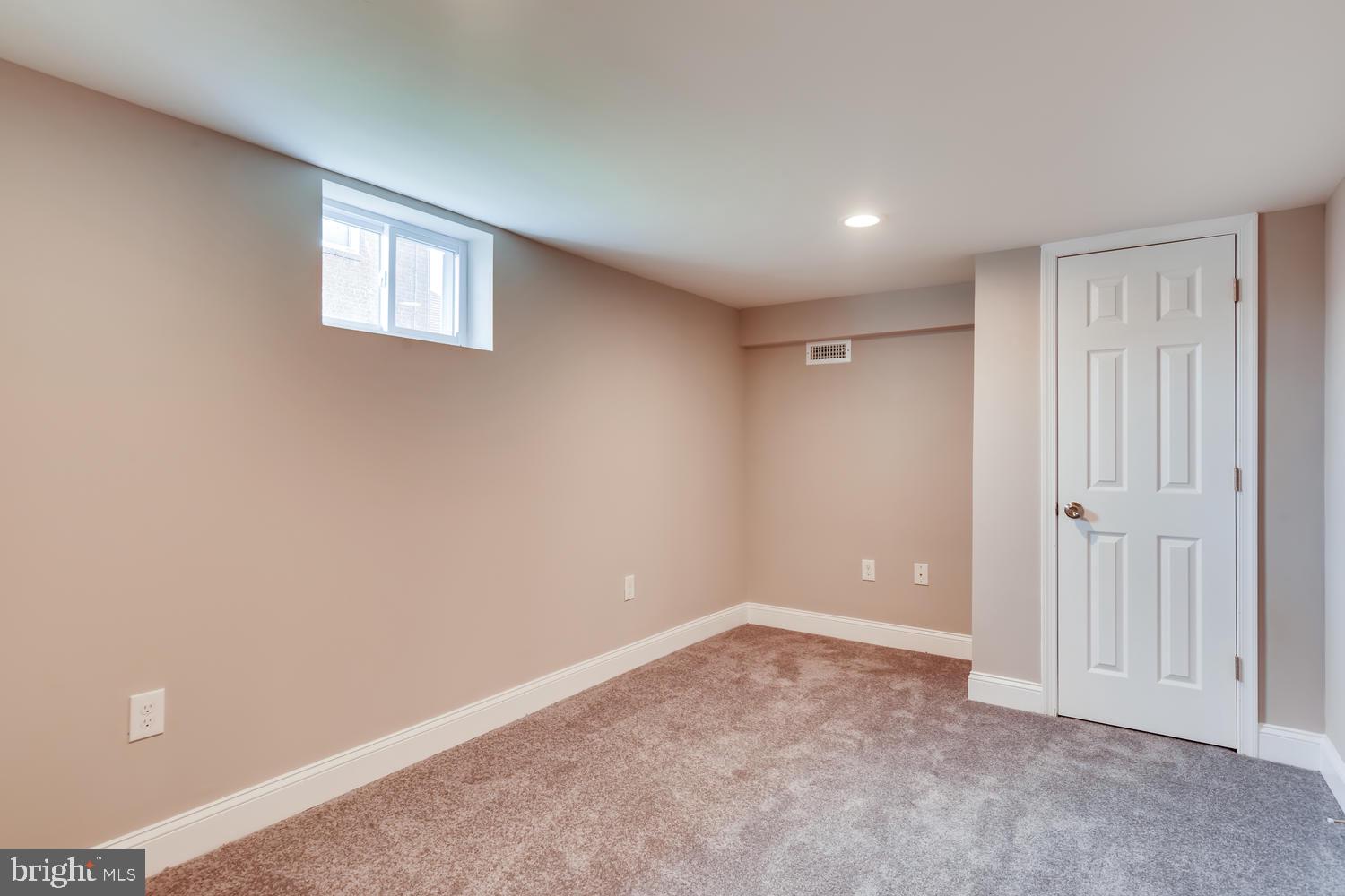 5500 Leith Road Baltimore, MD 21239 - Photo 21 of 31 Gallery Image 21
