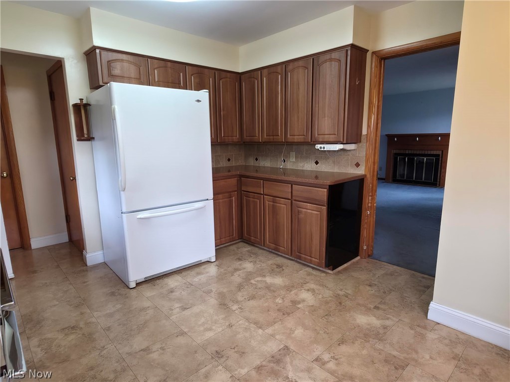 1478 Lockwood Road Barberton, OH 44203 - Photo 8 of 35