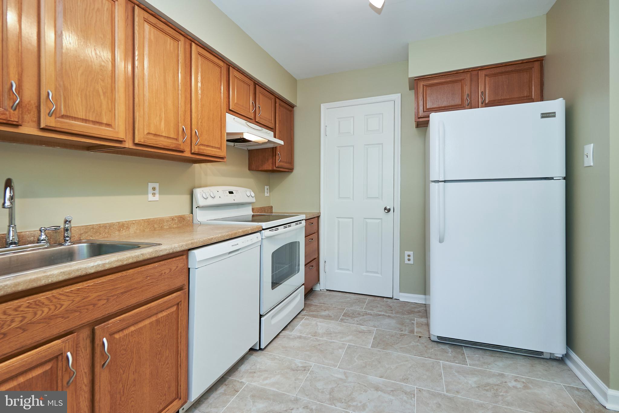 8582 Adamson Street Manassas, VA 20110 - Photo 9 of 30