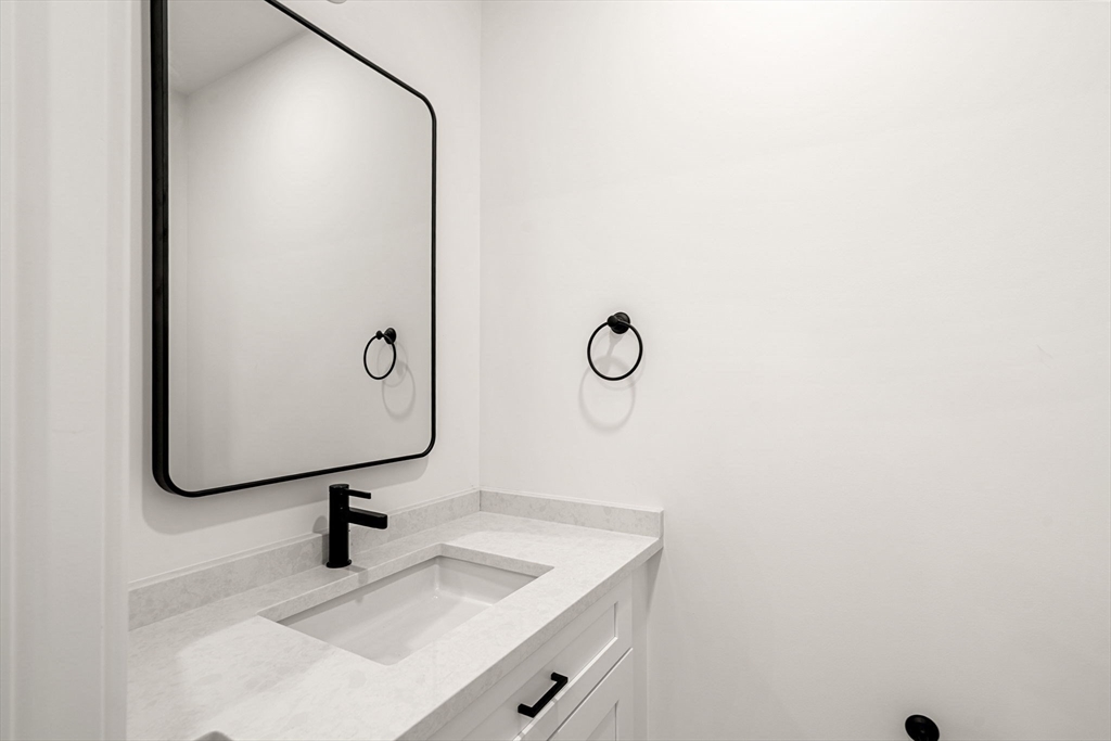 6 Elm Street, Unit 6 Newton, MA 02465 - Photo 20 of 27