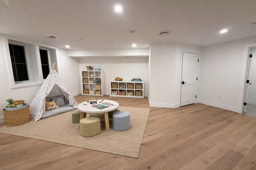 6 Elm Street, Unit 6 Newton, MA 02465 - Photo 21 of 27