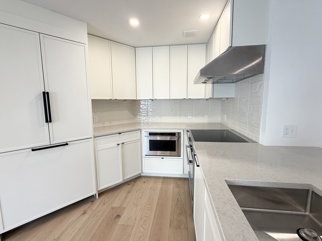 6 Elm Street, Unit 6 Newton, MA 02465 - Photo 6 of 27