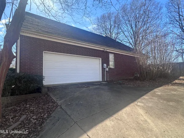 $299,999 | 110 Annandale Drive, Senatobia, MS 38668