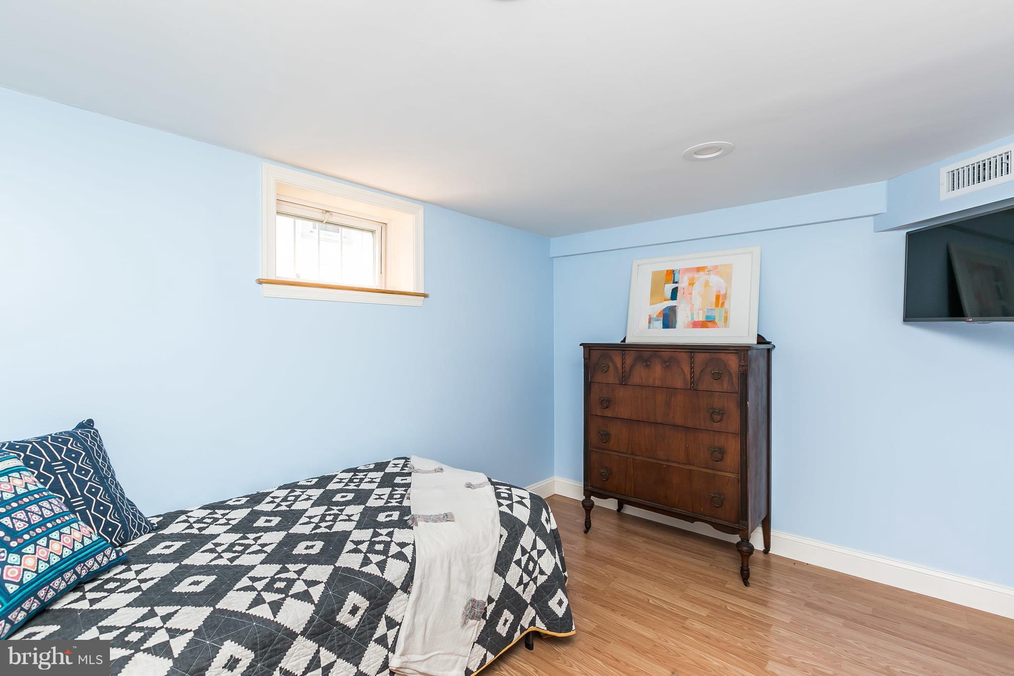 2520 Wentworth Road Baltimore, MD 21234 - Photo 21 of 30 Comfortable 4th bedroom in lower level