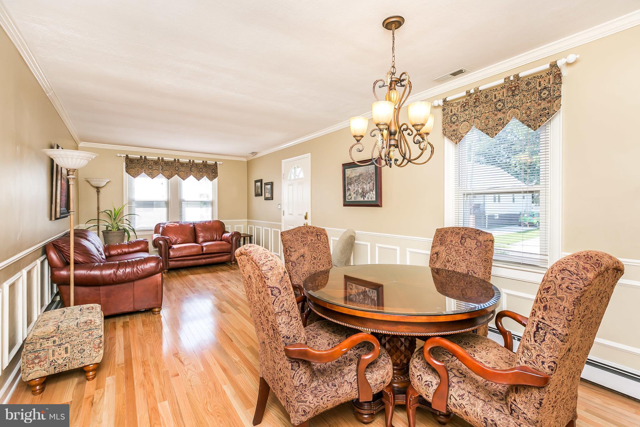 2520 Wentworth Road Baltimore, MD 21234 - Photo 6 of 30 Spacious Living Room/Dining Room combo