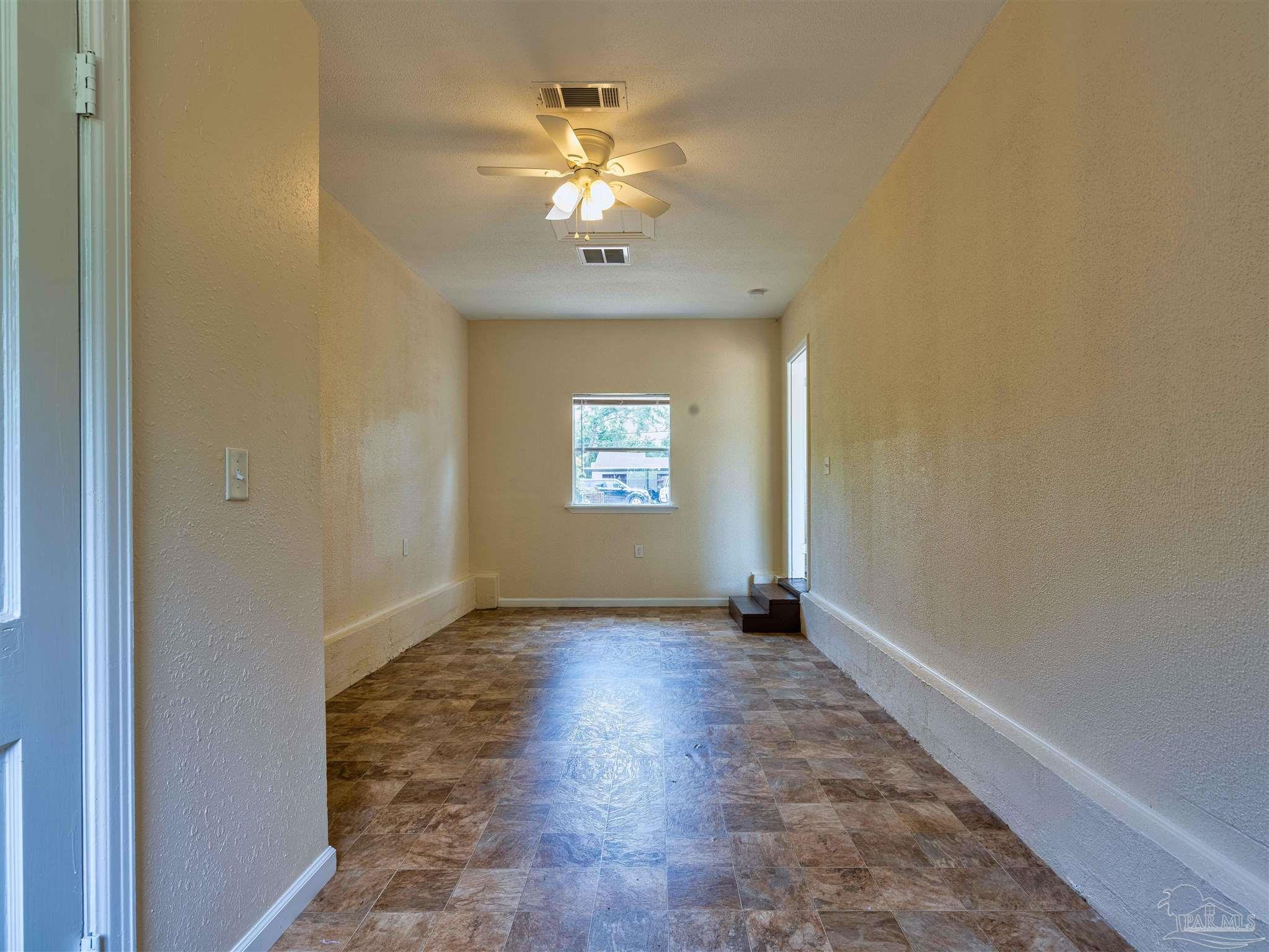208 Ruberia Avenue Pensacola, FL 32507 - Photo 5 of 17 Gallery Image 5