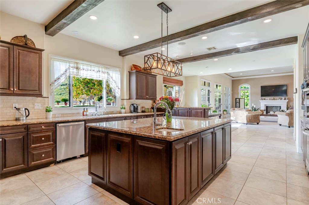 10817 West Stallion Ranch Road Sunland, CA 91040 - Photo 18 of 72