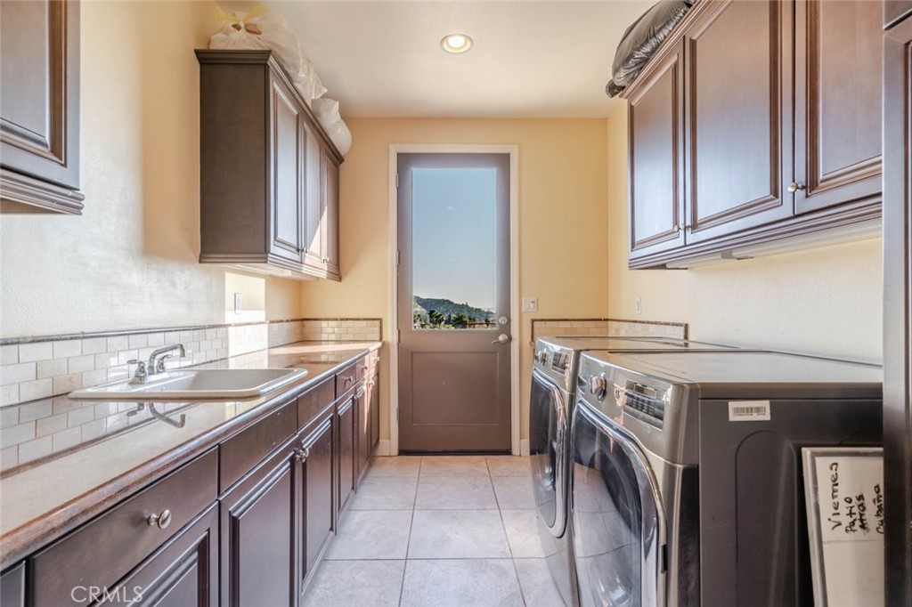 10817 West Stallion Ranch Road Sunland, CA 91040 - Photo 23 of 72