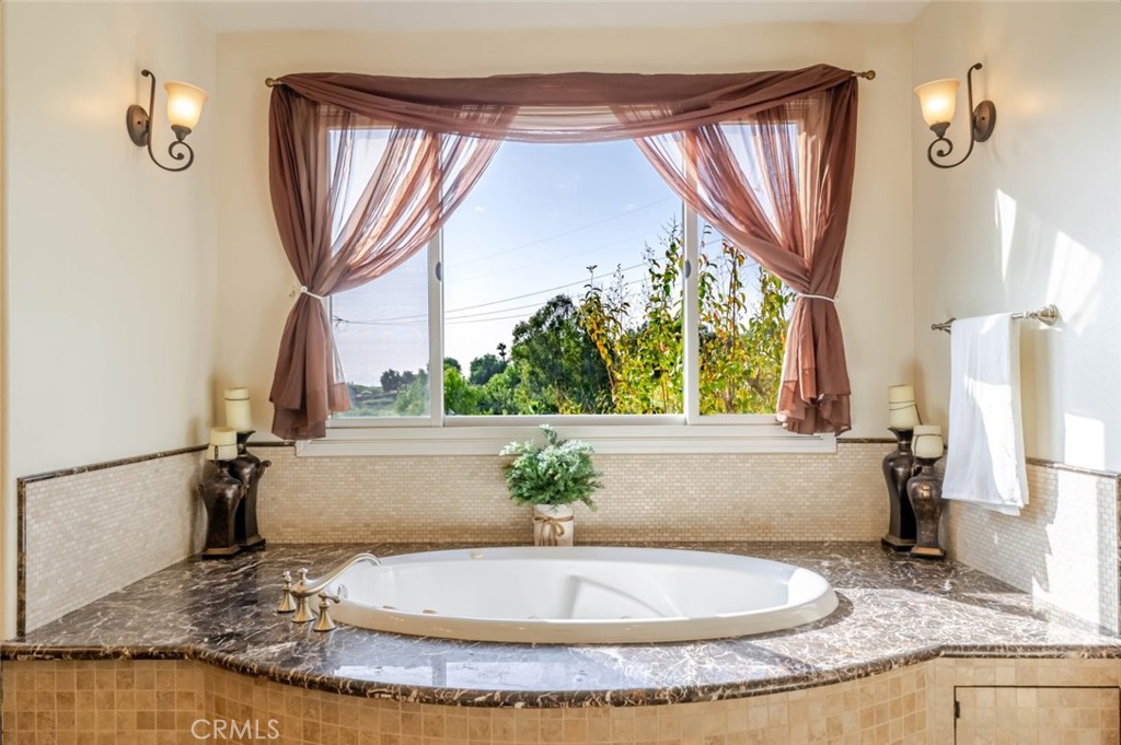 10817 West Stallion Ranch Road Sunland, CA 91040 - Photo 40 of 72