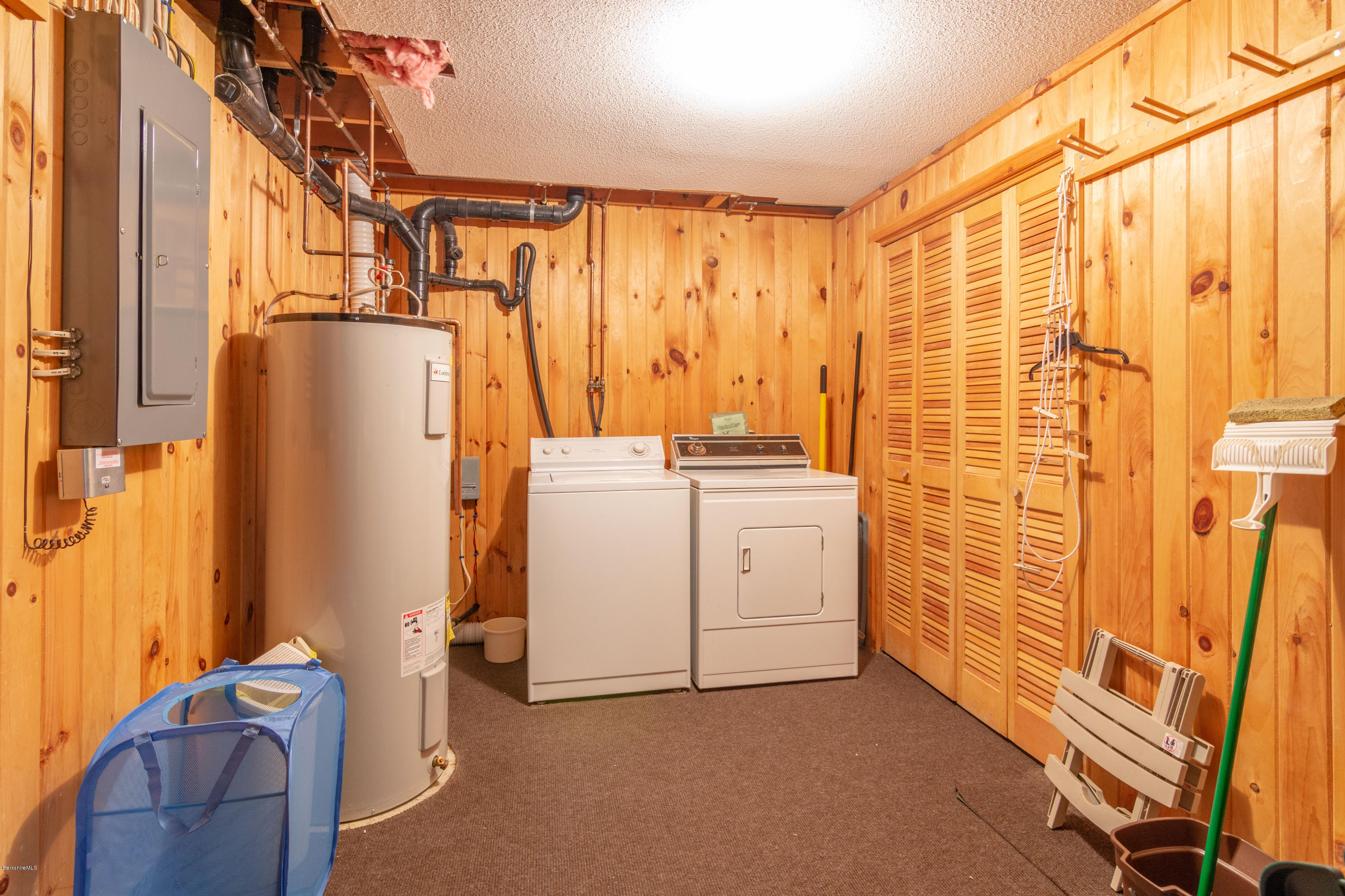 673 West Center Road Otis, MA 01253 - Photo 20 of 23 a utility room with dryer and washer