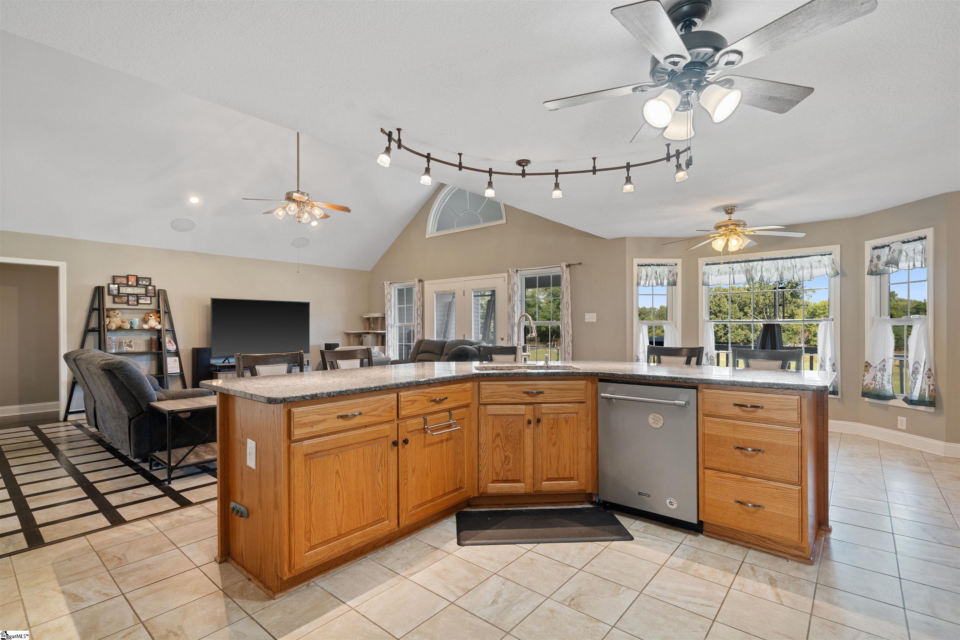 172 Old Vienna Road Abbeville, SC 29620 - Photo 7 of 24 Gallery Image 7