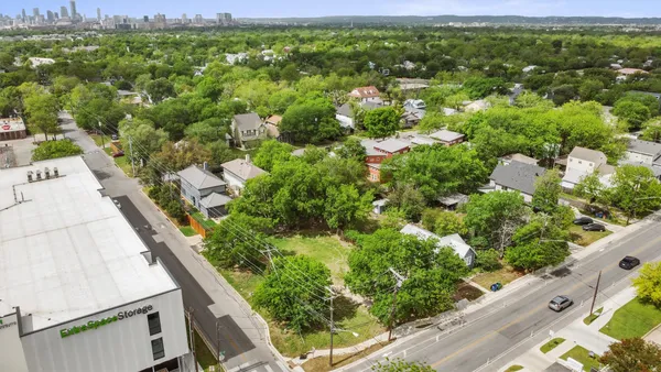 $375,000 | 945 East 51st Street, Austin, TX 78751