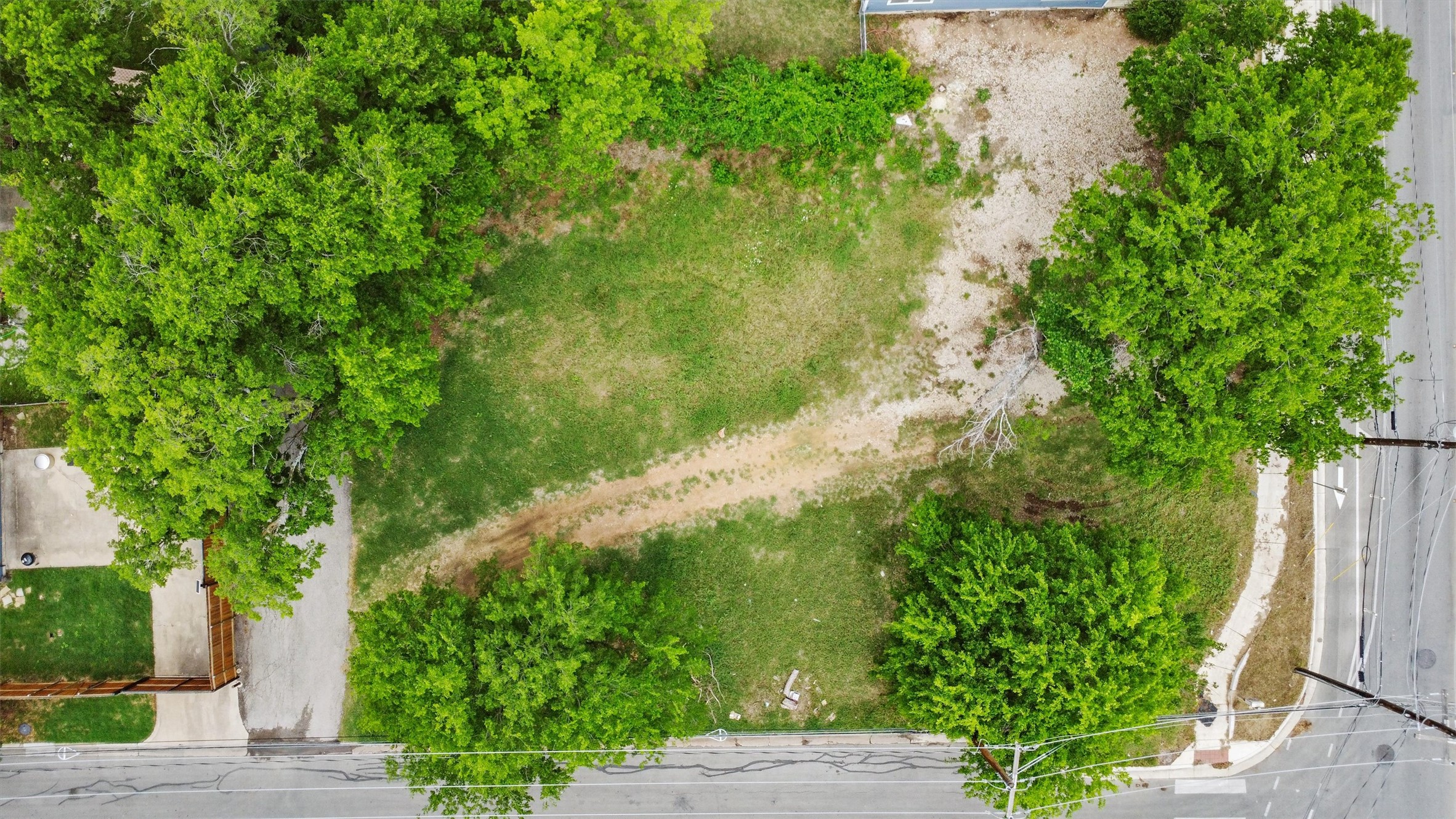 945 East 51st Street Austin, TX 78751 - Photo 5 of 10 Drone / aerial view