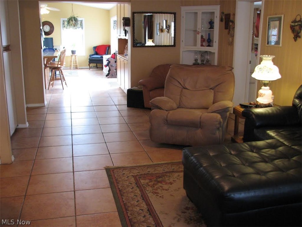 3918 Lake Road West Ashtabula, OH 44004 - Photo 6 of 20 Gallery Image 6