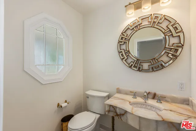 $11,500 | 11339 Thurston Place, Los Angeles, CA 90049