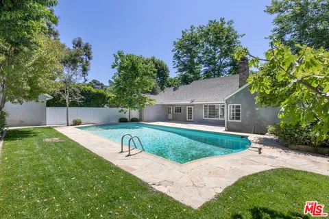 $11,500 | 11339 Thurston Place, Los Angeles, CA 90049