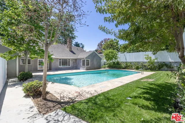 $11,500 | 11339 Thurston Place, Los Angeles, CA 90049