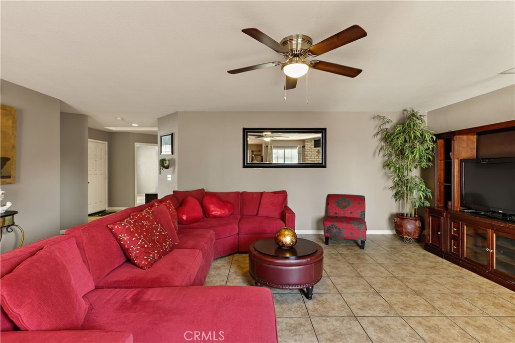 3045 Silver Elm Court Merced, CA 95340 - Photo 10 of 68