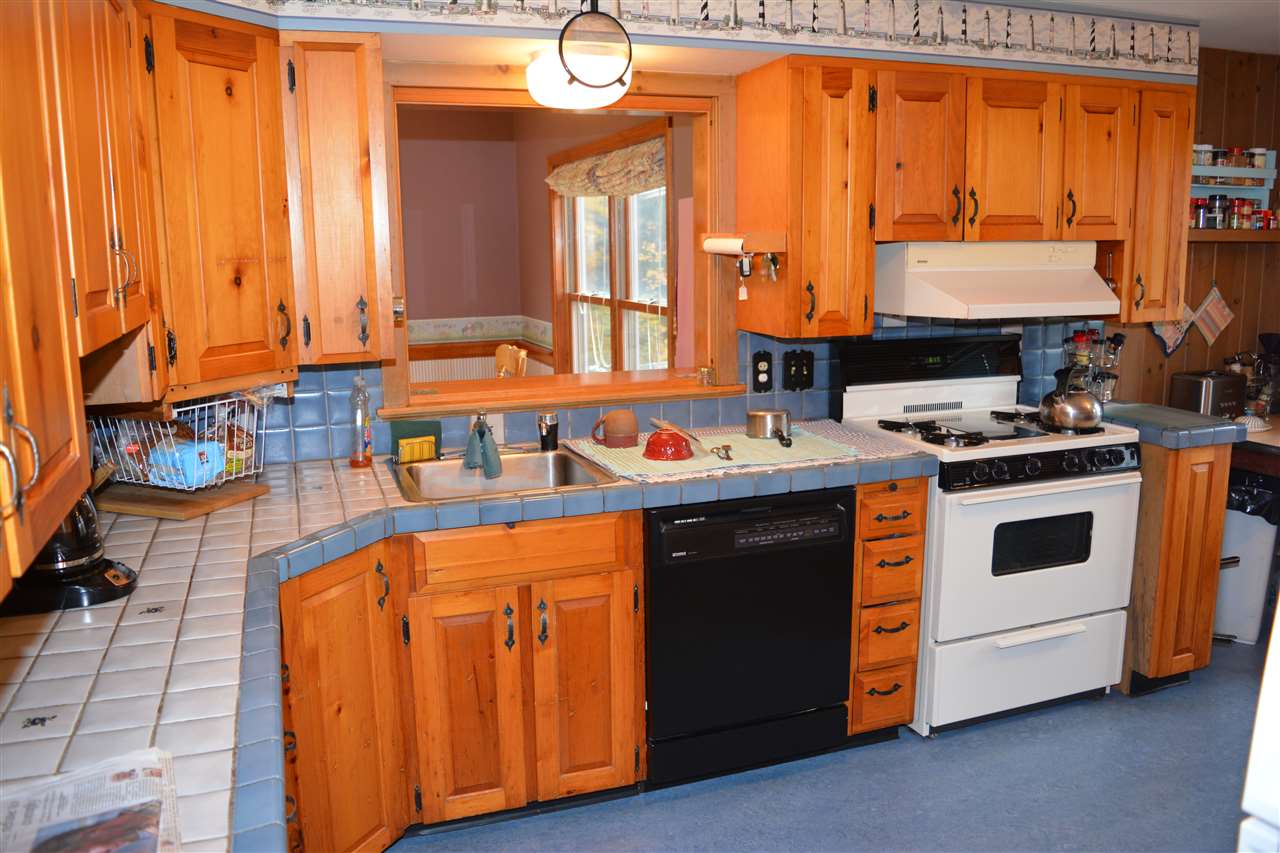 23 Farr Road Lebanon, NH 03766 - Photo 9 of 33