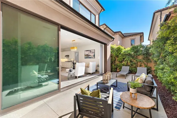 $6,200 | 141 Linda Vista, Irvine, CA 92618