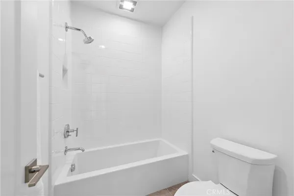 $6,200 | 141 Linda Vista, Irvine, CA 92618
