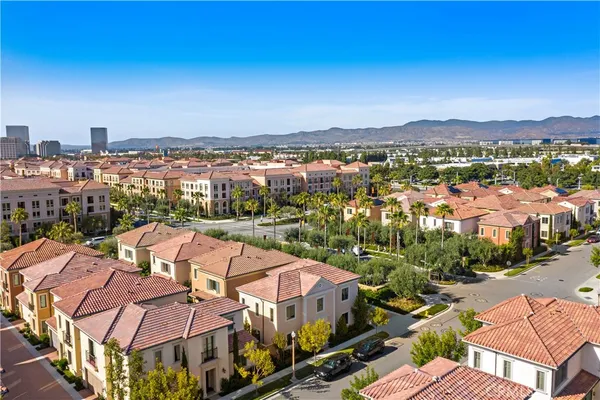 $6,200 | 141 Linda Vista, Irvine, CA 92618