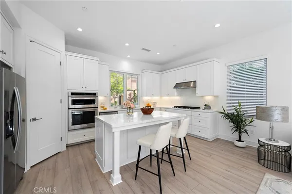 $6,200 | 141 Linda Vista, Irvine, CA 92618
