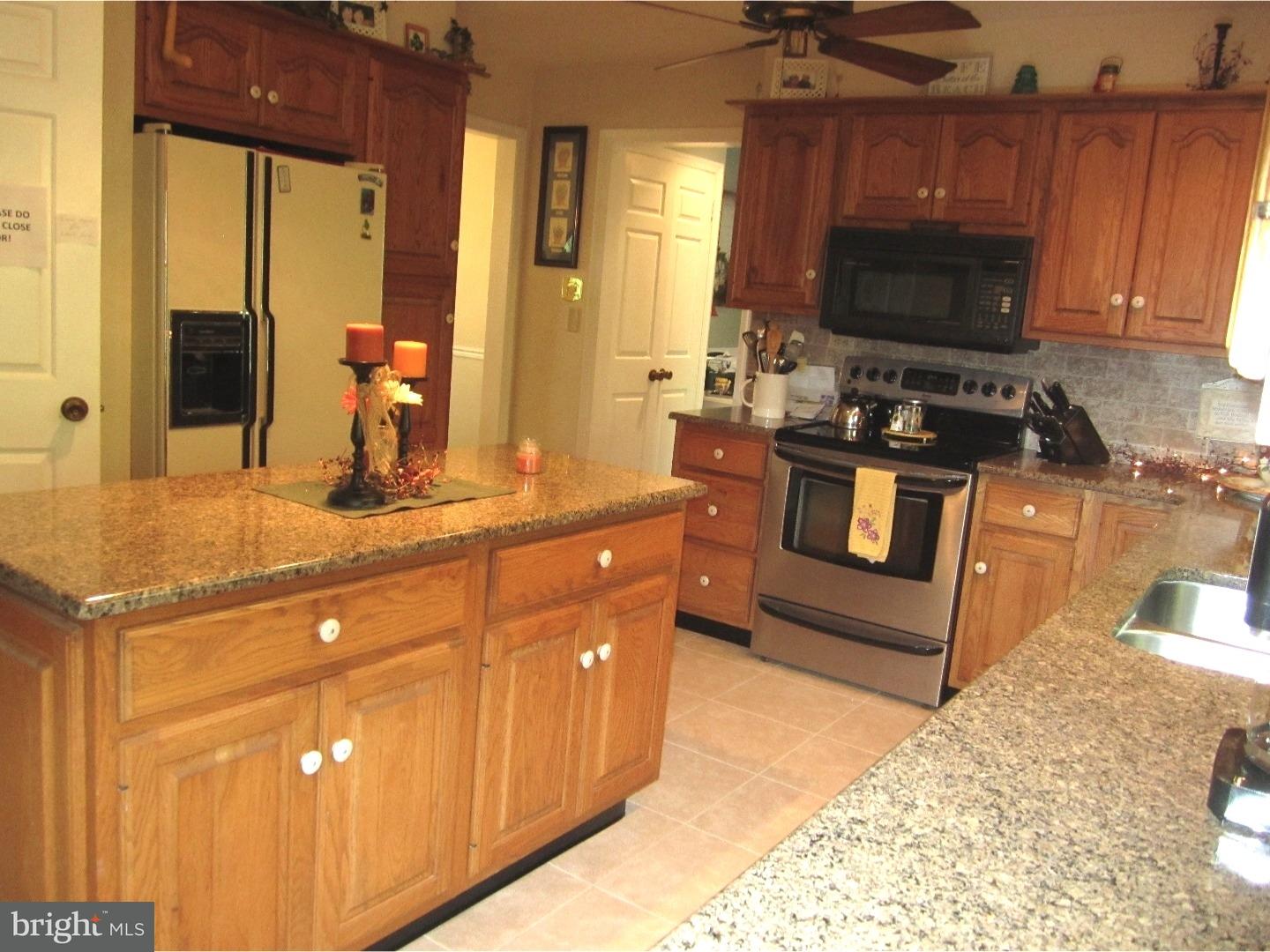 488 Porters Mill Road Pottstown, PA 19465 - Photo 11 of 25 Kitchen