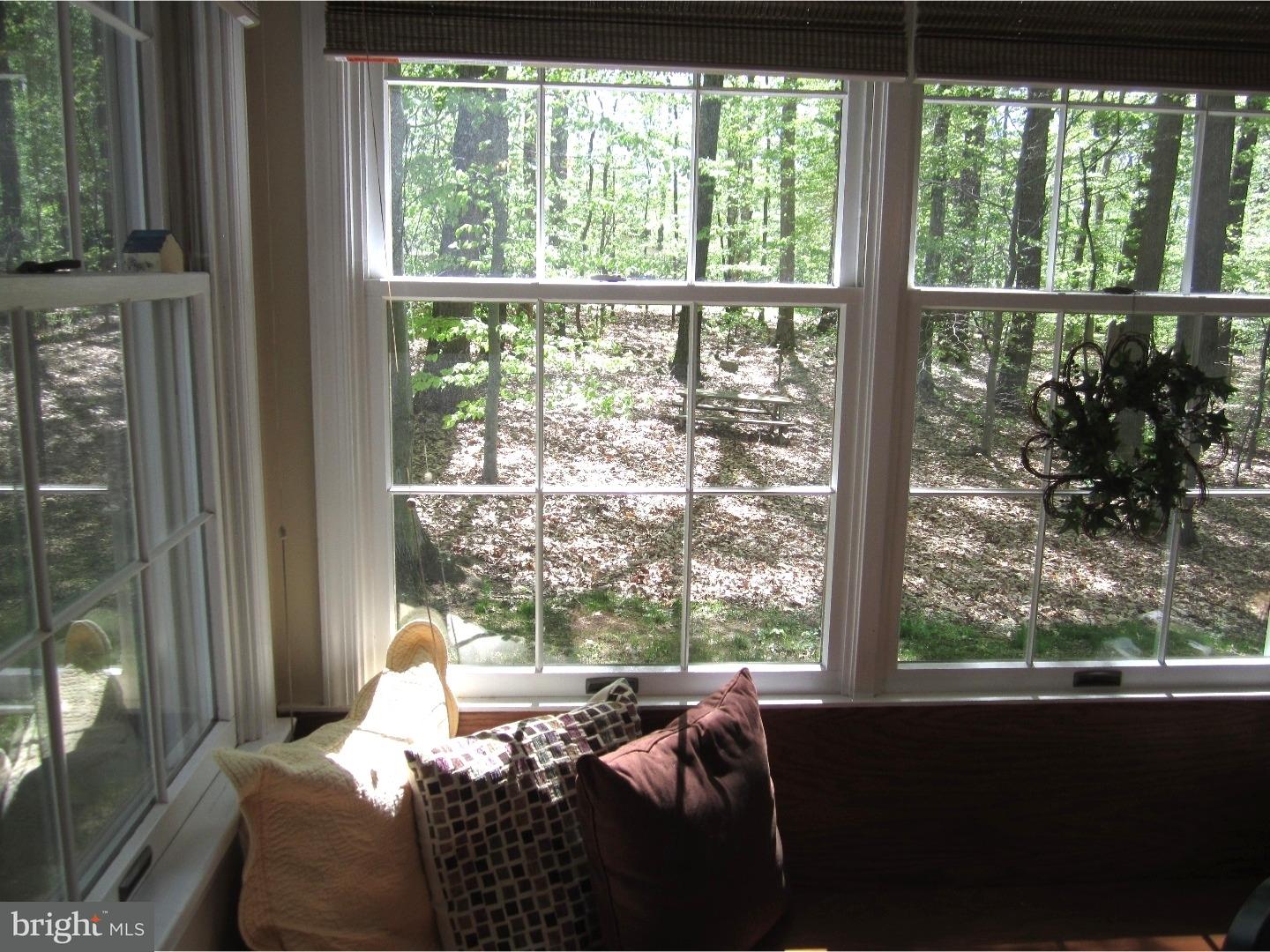 488 Porters Mill Road Pottstown, PA 19465 - Photo 15 of 25 Breakfast Room