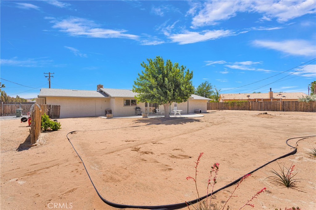 14204 Crow Road Apple Valley, CA 92307 - Photo 44 of 58