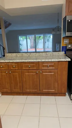 $2,900 | 3908 Southwest 67th Terrace, Unit 112, Davie, FL 33314
