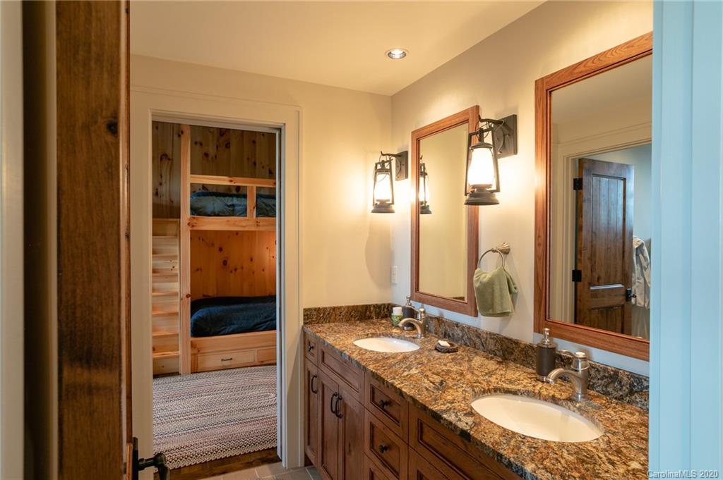 111 Heritage Ridge Road Burnsville, NC 28714 - Photo 36 of 45 Gallery Image 36