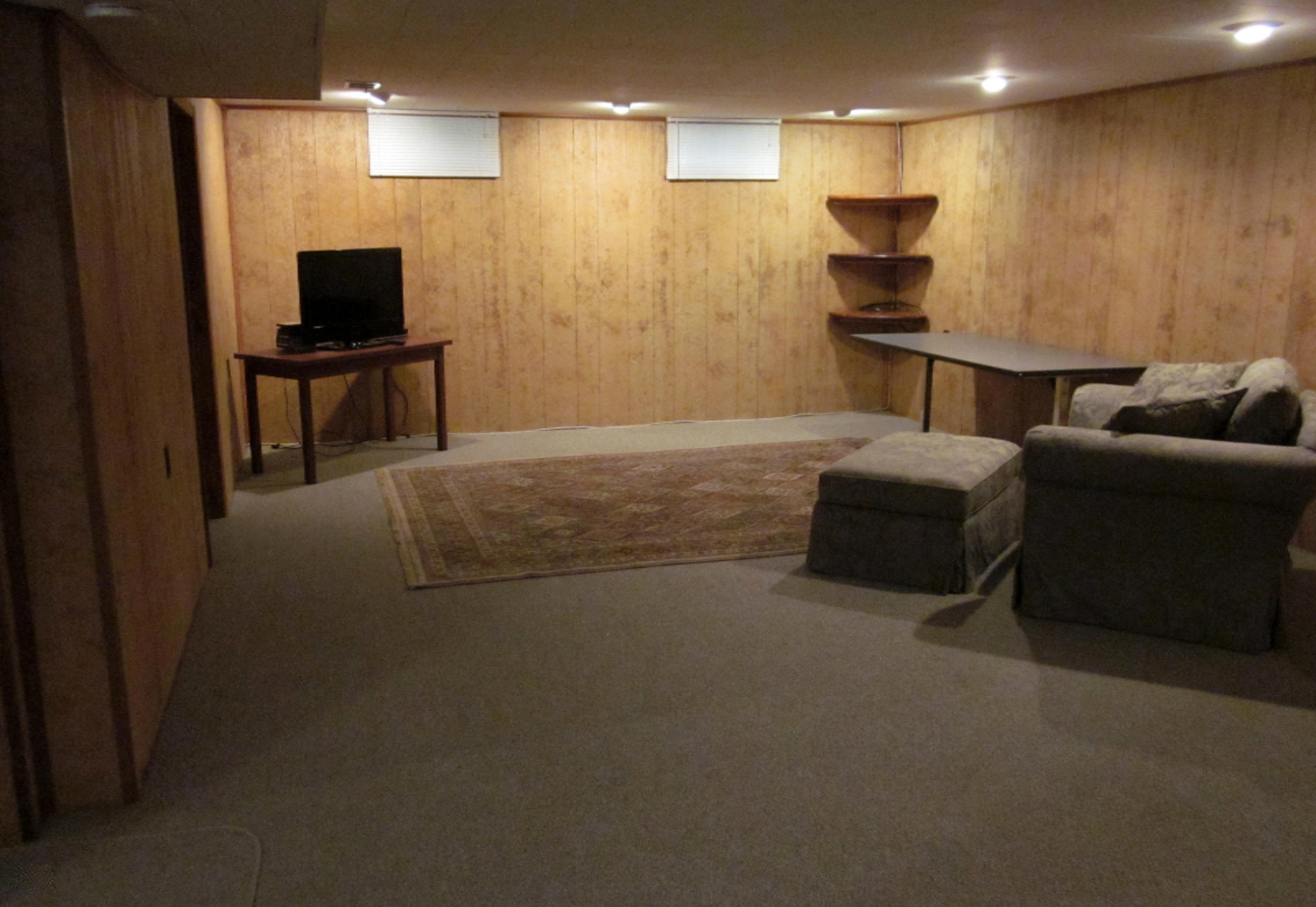 661 Montezuma Road Benton Harbor, MI 49022 - Photo 28 of 41 IMG_0072