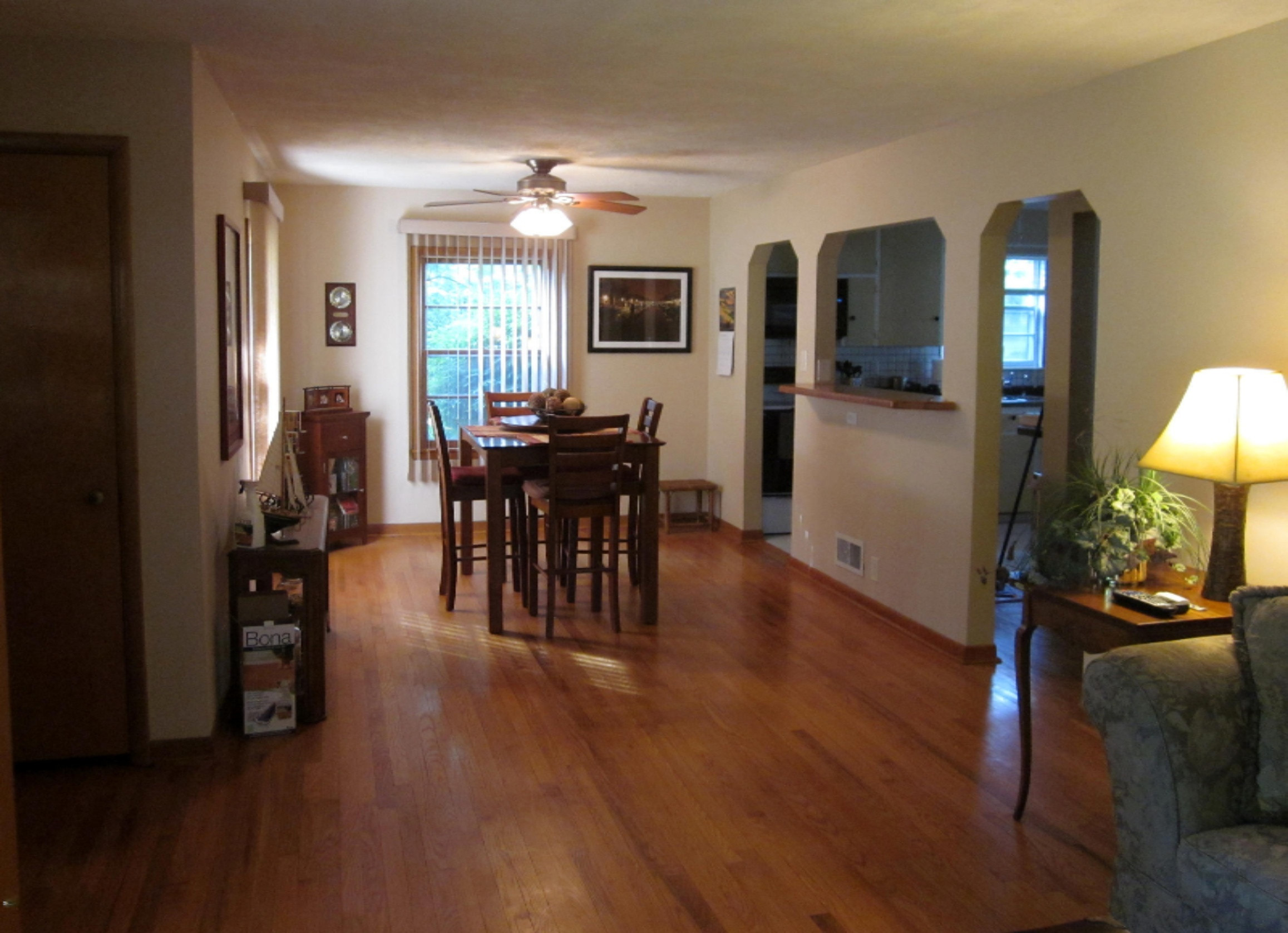 661 Montezuma Road Benton Harbor, MI 49022 - Photo 7 of 41 IMG_0042