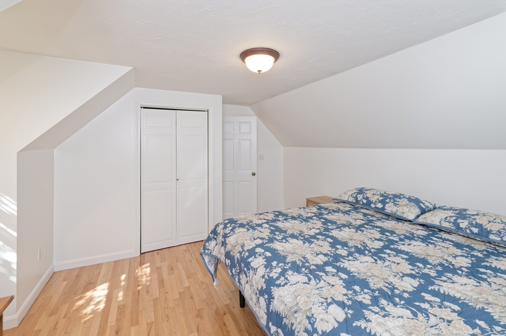 24 Woodland Road Uxbridge, MA 01569 - Photo 21 of 35