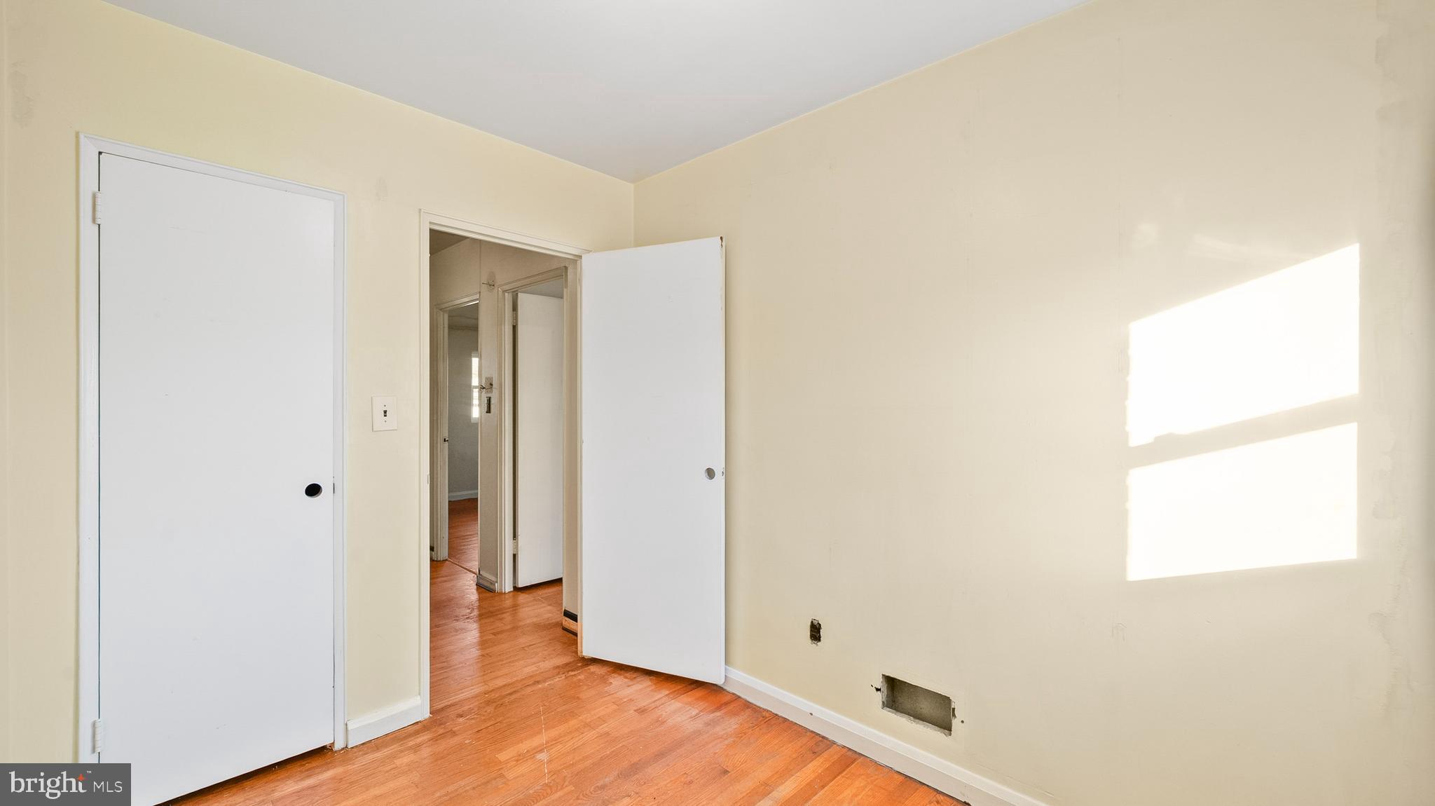 3427 North Point Road Baltimore, MD 21222 - Photo 6 of 26