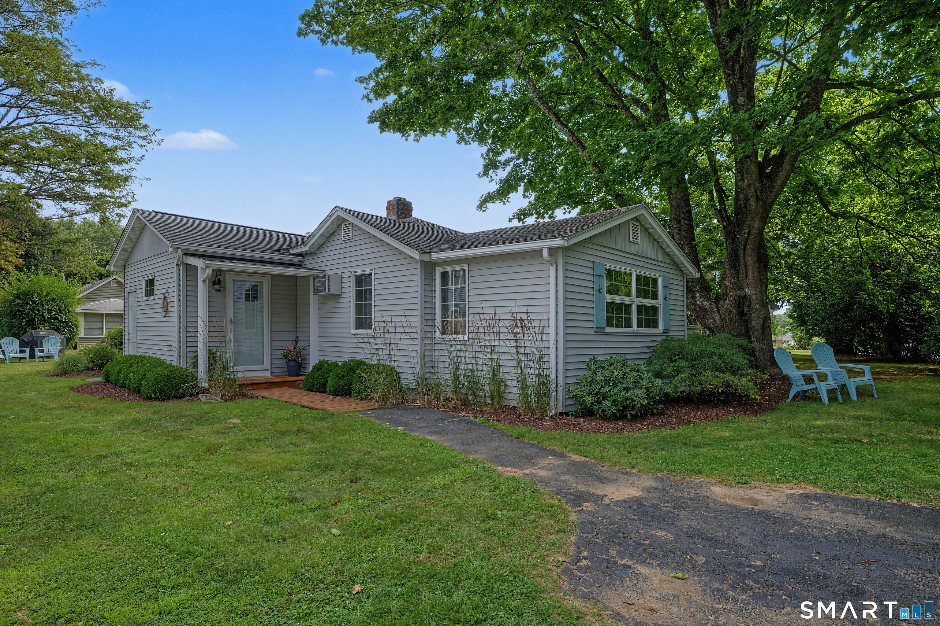 89-2 Cottage Road Madison, CT 06443 - Photo 1 of 34 Rarely available, 89-2 Cottage Road!