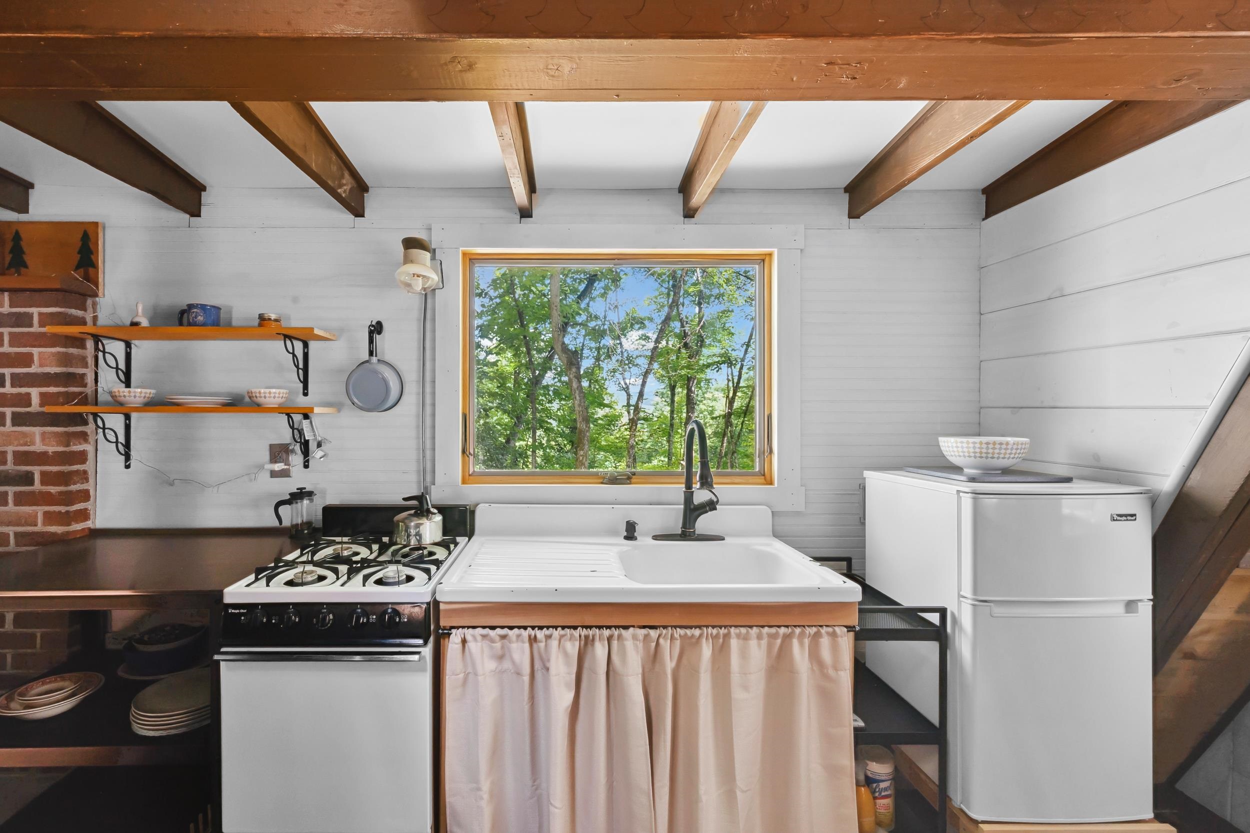 89 Wheeler Road Bath, NH 03740 - Photo 11 of 32 Gallery Image 11