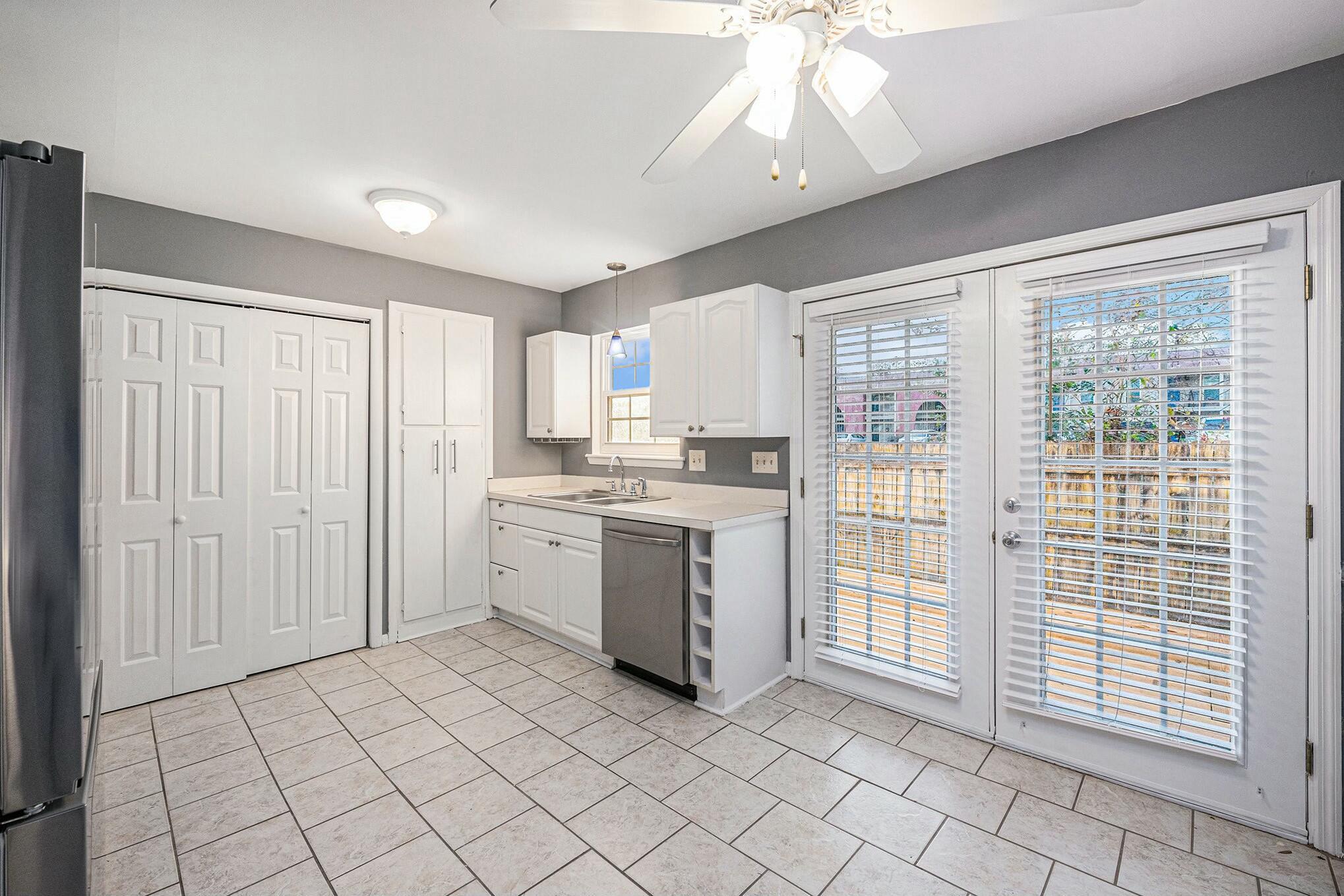 1423 Ashley River Road, Unit 5B Charleston, SC 29407 - Photo 6 of 17 tempImageb1Ilua