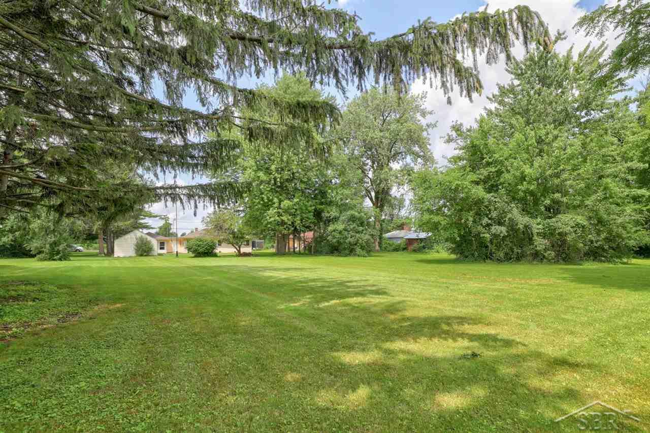 4730 Sherman Road Saginaw, MI 48604 - Photo 23 of 23 Back yard park