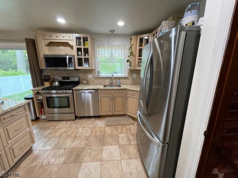 63 Cypress Road Dumont, NJ 07628 - Photo 13 of 16