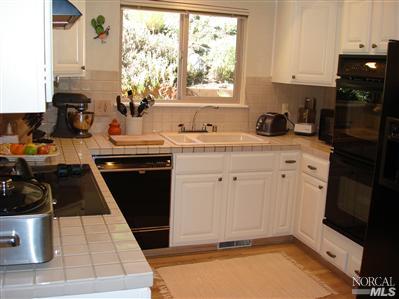 1340 Oak Knoll Road Ukiah, CA 95482 - Photo 8 of 10 Gallery Image 8