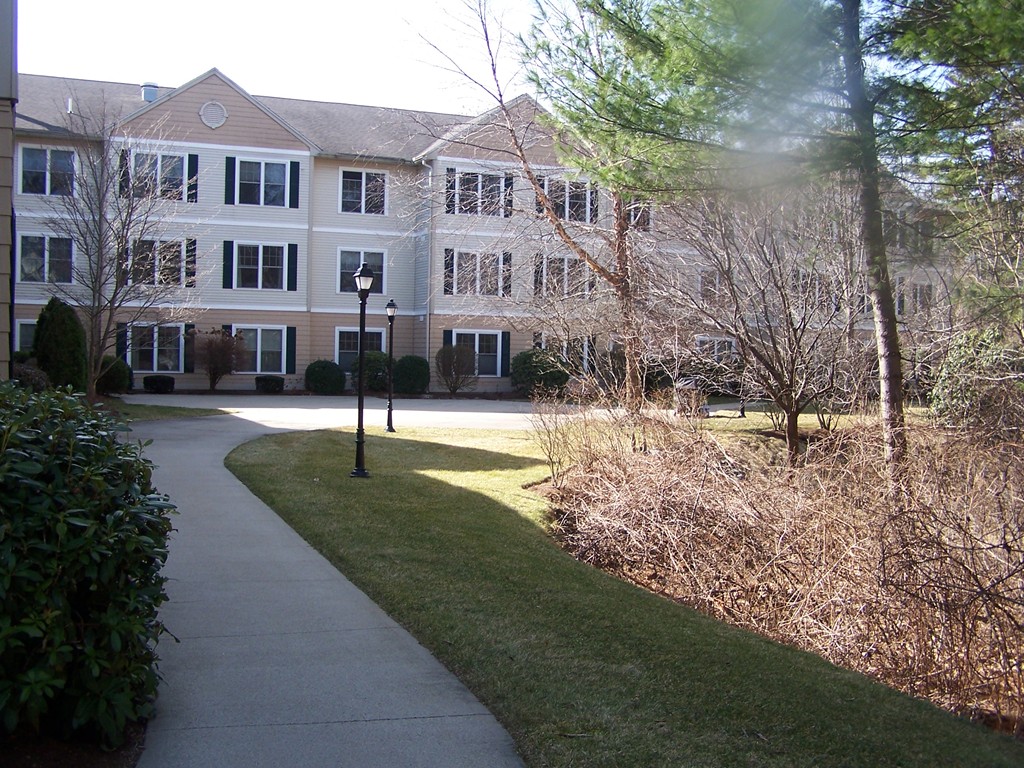 135 Beach Road, Unit 116 Salisbury, MA 01952 - Photo 4 of 27