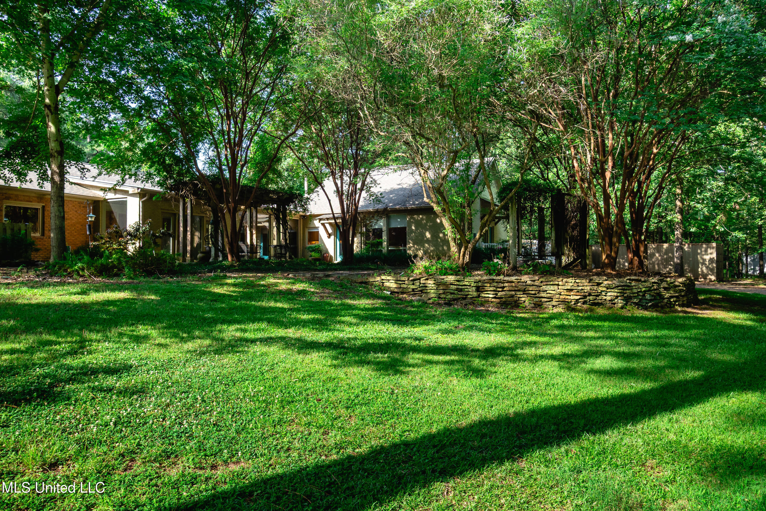 6147 Wirtz Road Flowood, MS 39232 - Photo 2 of 54 P6110079