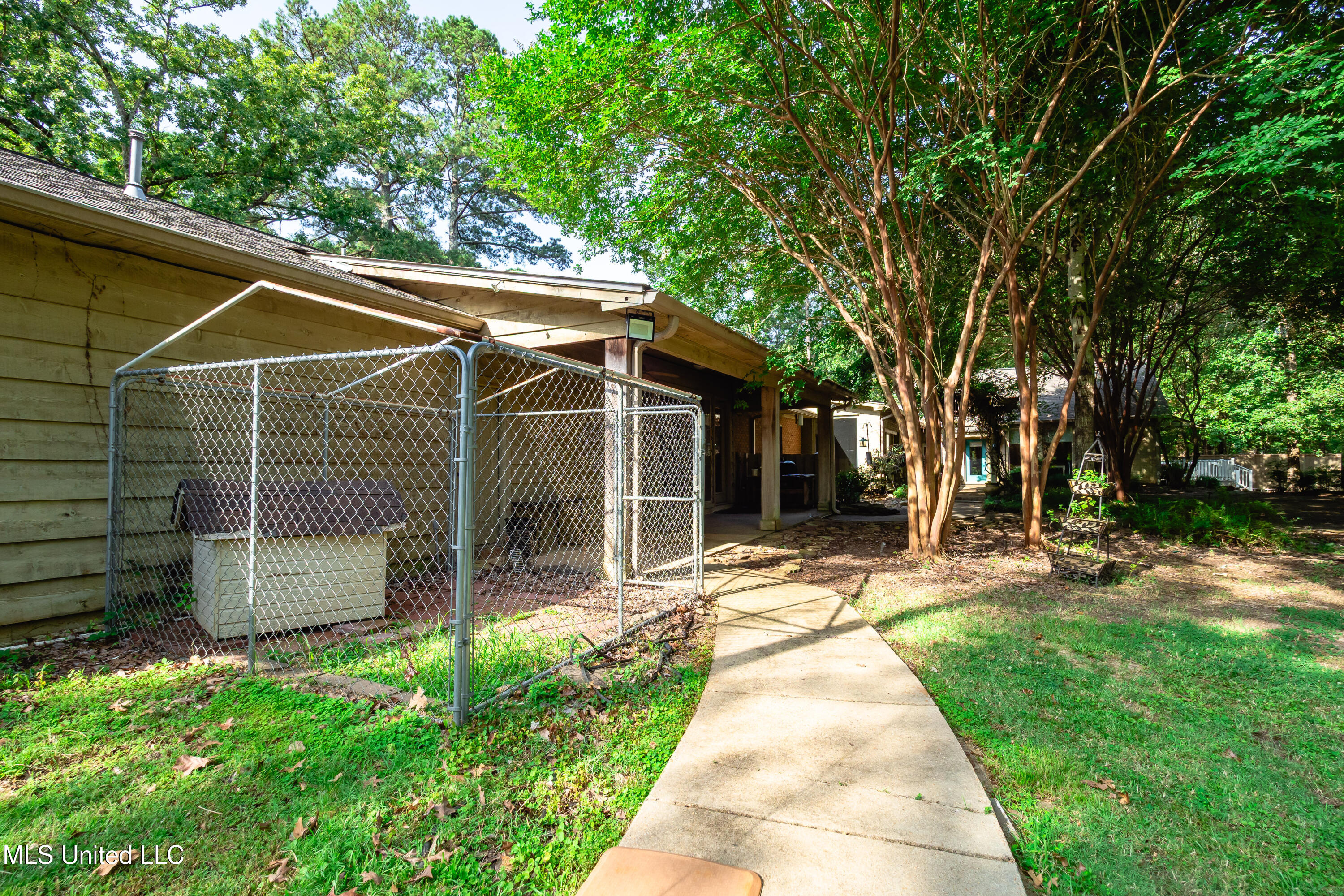 6147 Wirtz Road Flowood, MS 39232 - Photo 47 of 54 P6110078