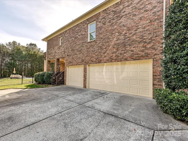 $1,200,000 | 8321 Woodmont Drive, Marvin, NC 28173