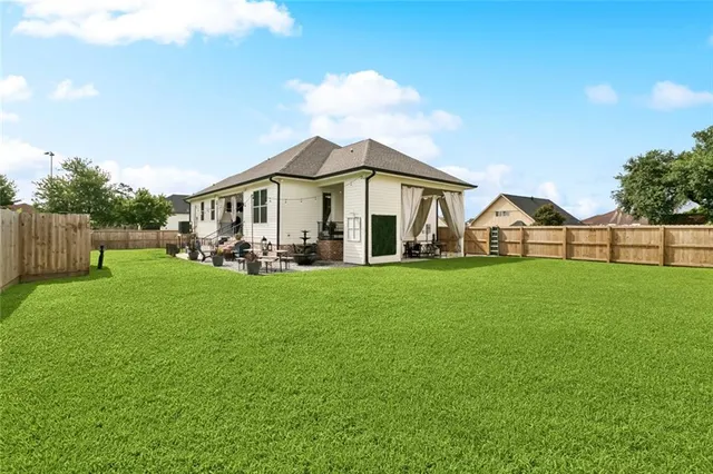 $399,900 | 8429 Prince Drive, Chalmette, LA 70043