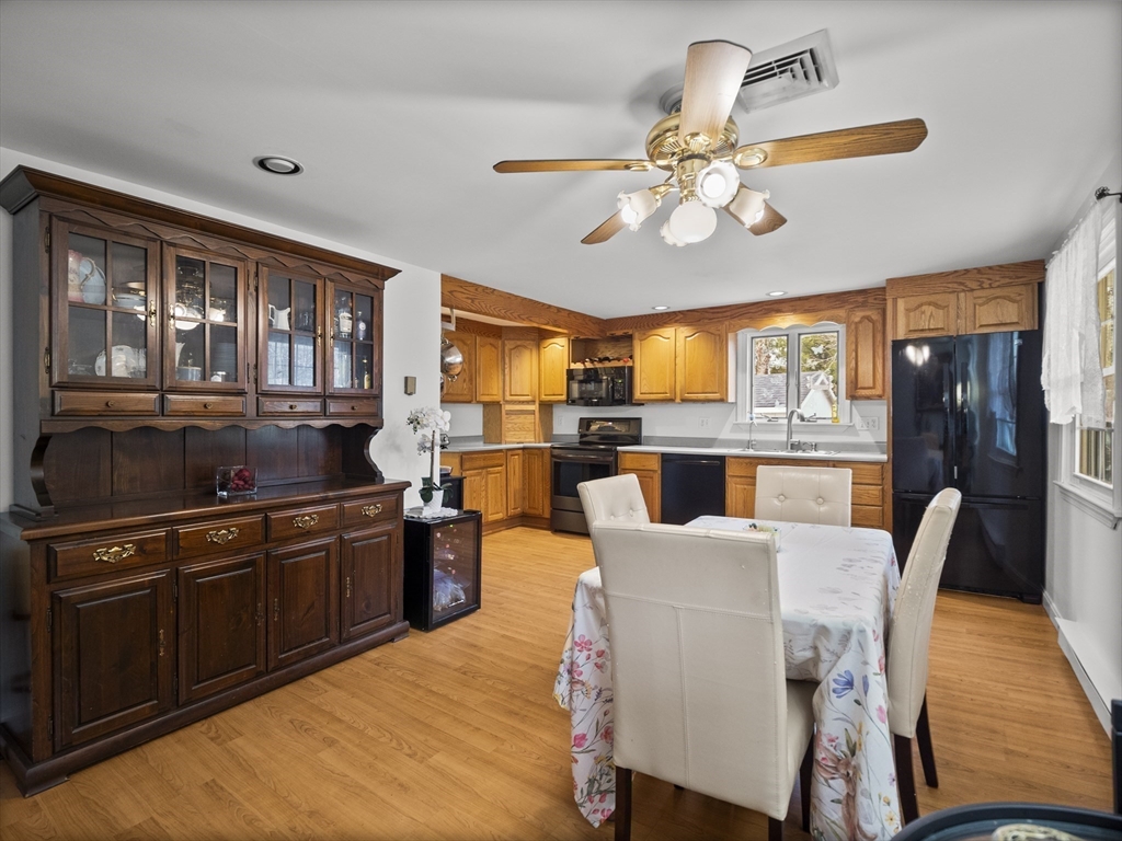 7 Alcorn Road Chelmsford, MA 01824 - Photo 11 of 42