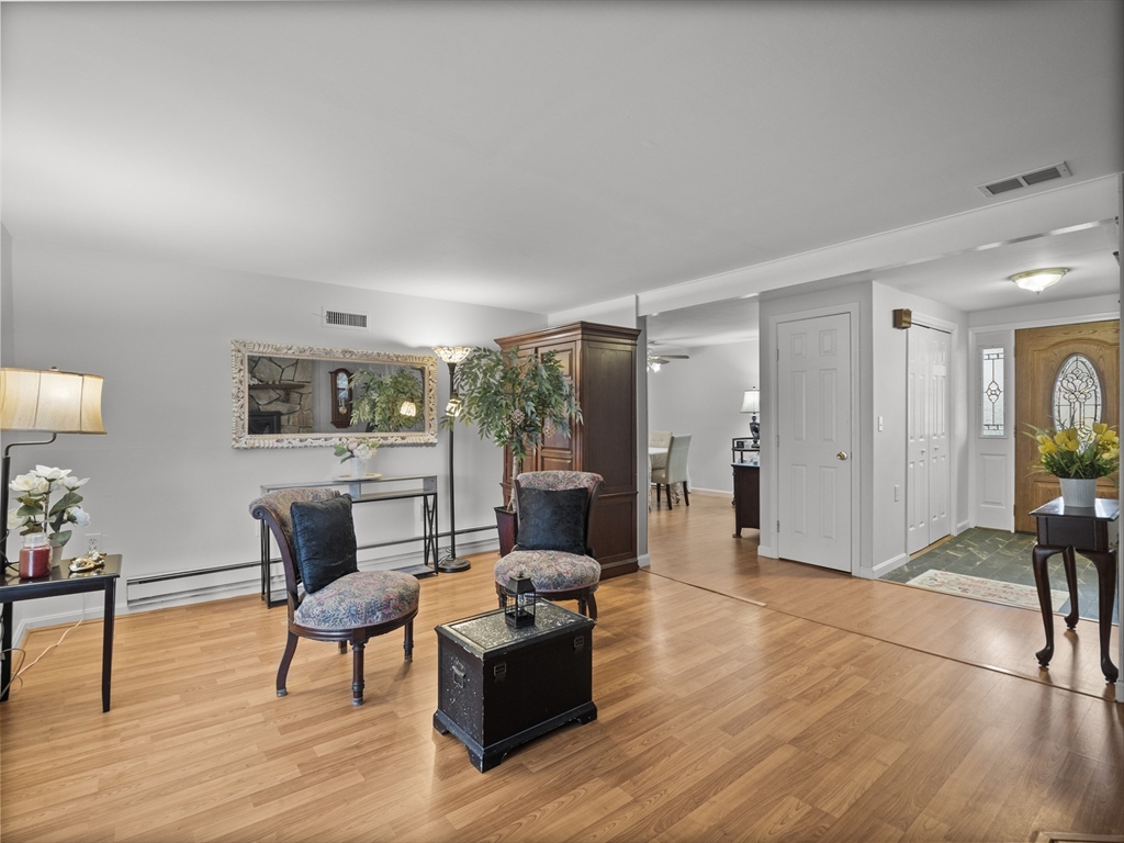 7 Alcorn Road Chelmsford, MA 01824 - Photo 7 of 42