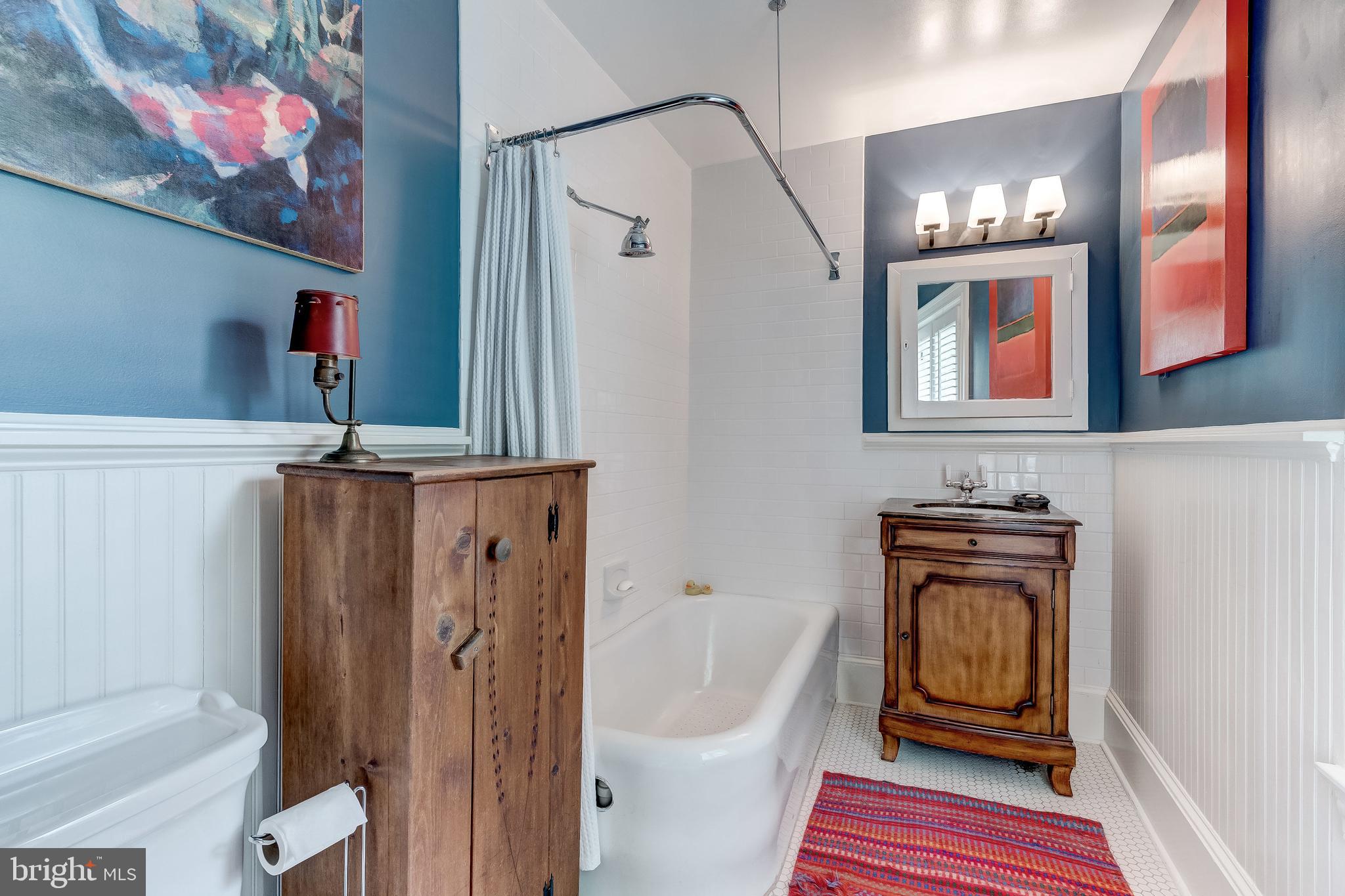 110 Edgevale Road Baltimore, MD 21210 - Photo 36 of 55 Ensuite bath